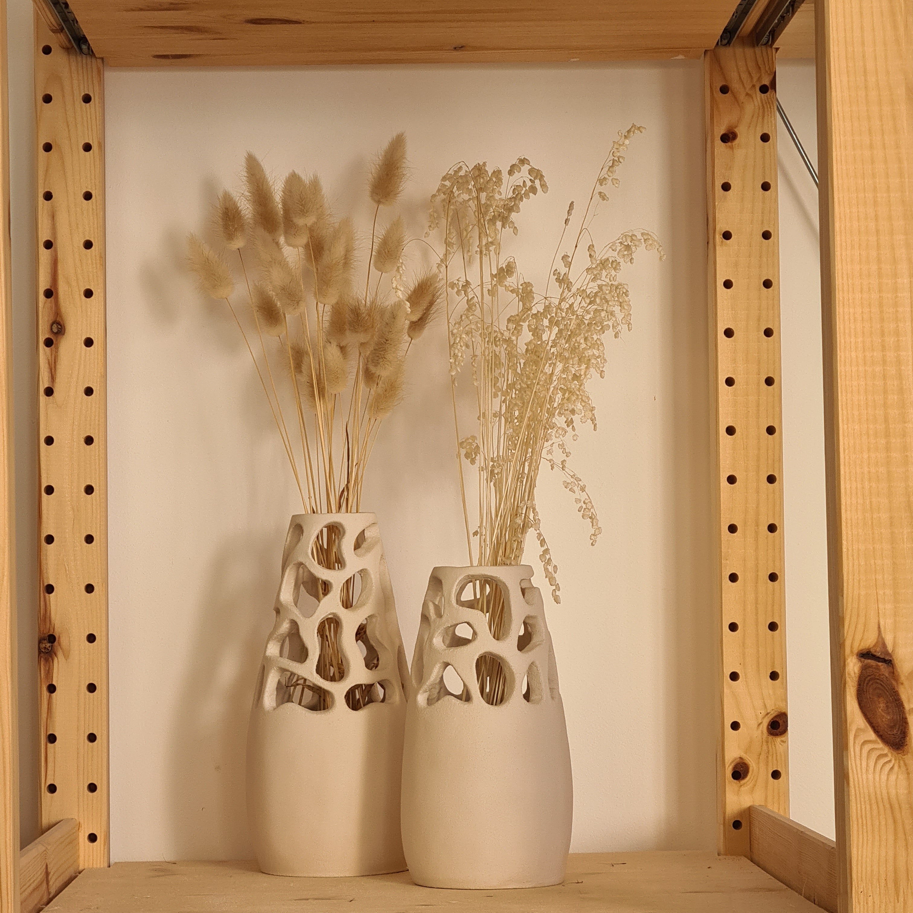 Vase Ajouré Artisanal en Faïence