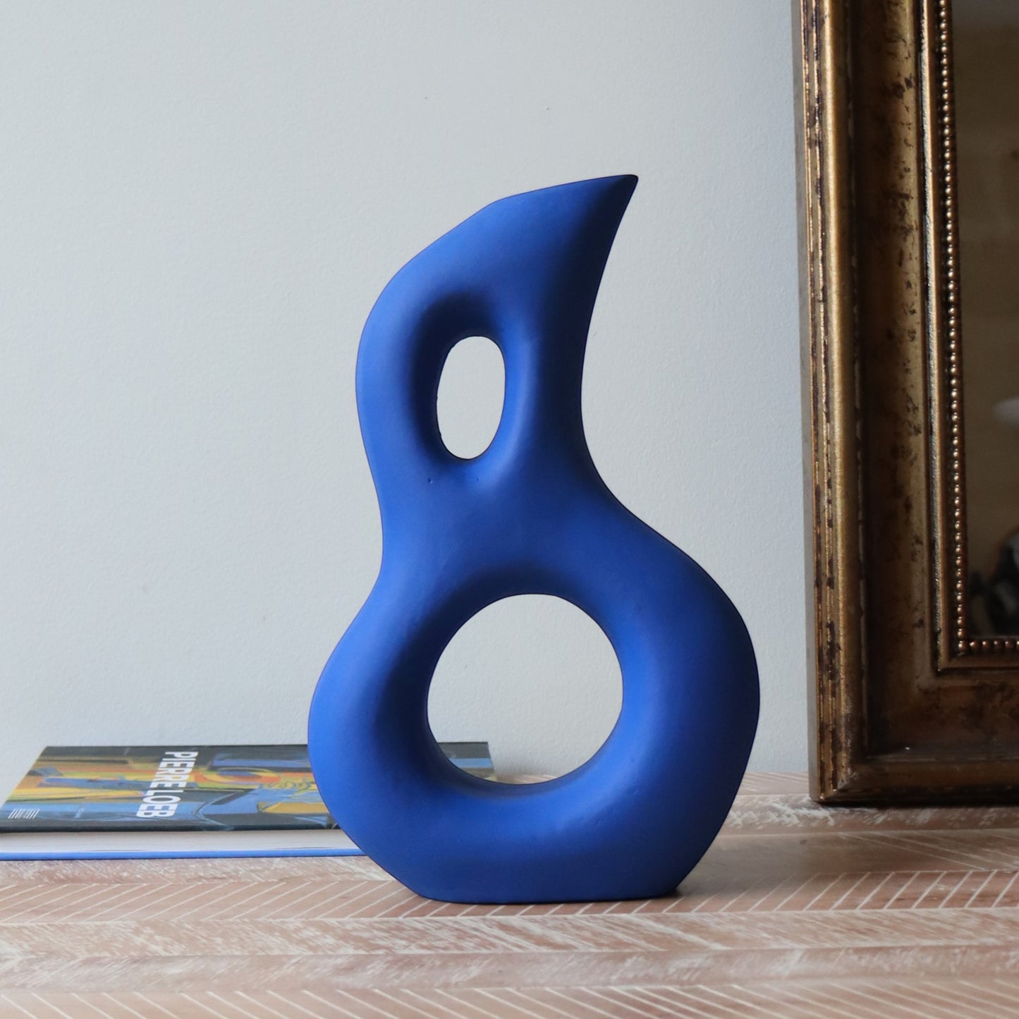 The Apollonia vase - matt blue