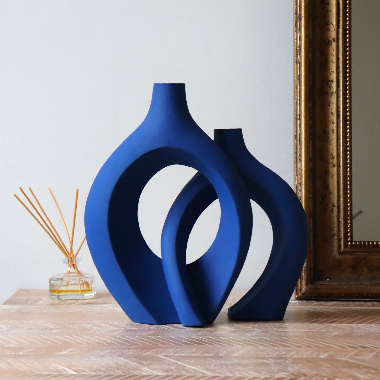 Le Duo de Vases Enlacés Ksar - Bleu mat