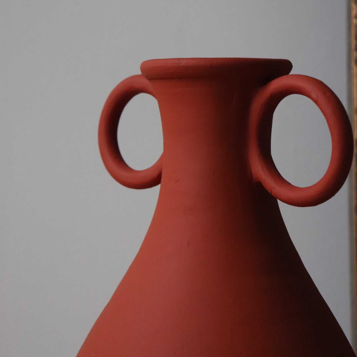 The Arcila vase - Mat Terracotta