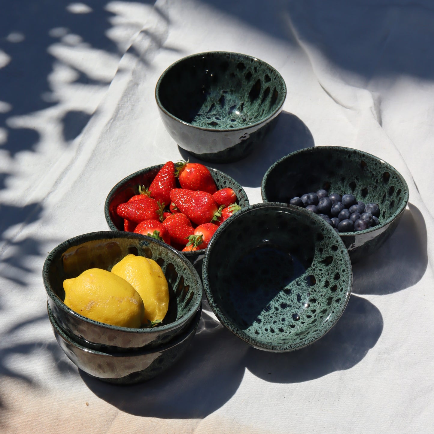 Set of 6 bowls in porcelain sandstone - reactive green - Ø15cm