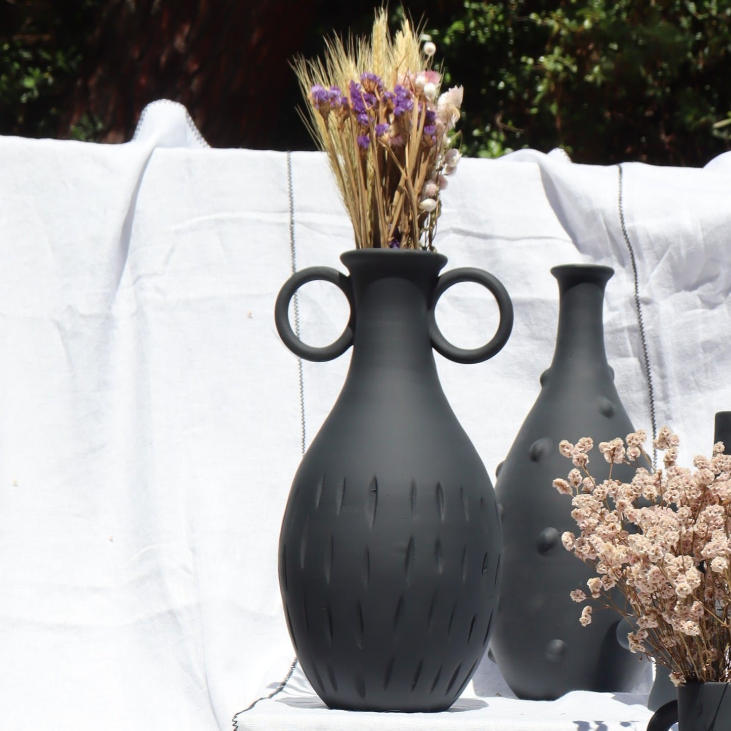 The arcila vase - matt black