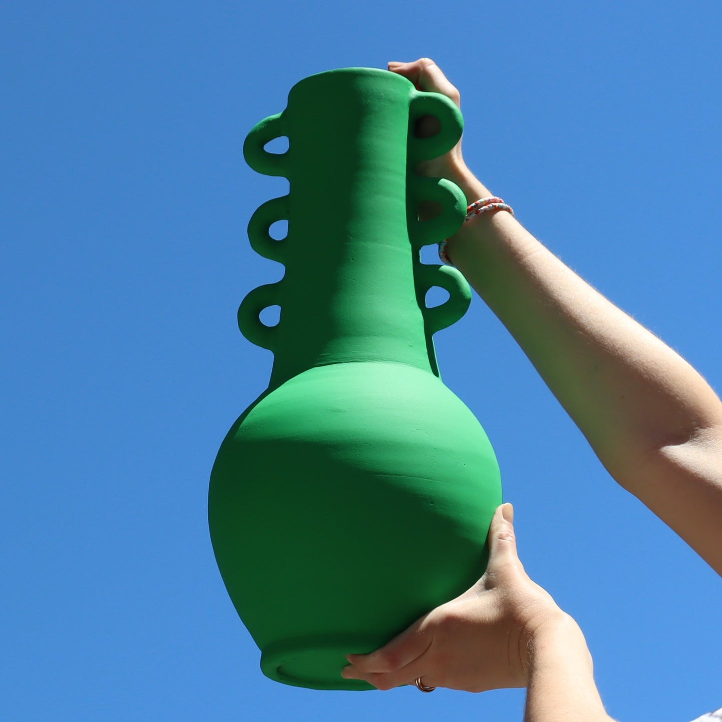 The Triana vase - matt green