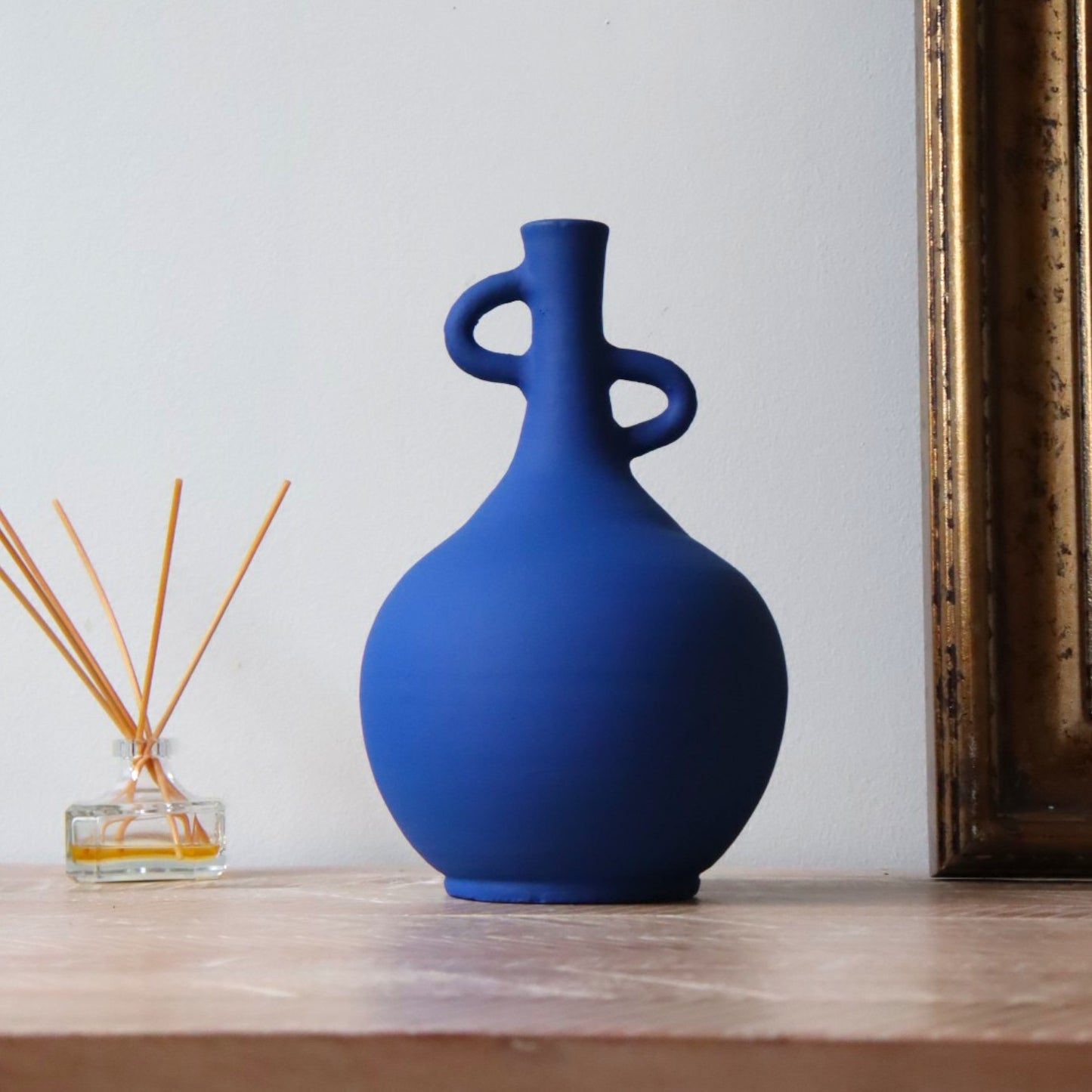 The Lixus vase - matt blue