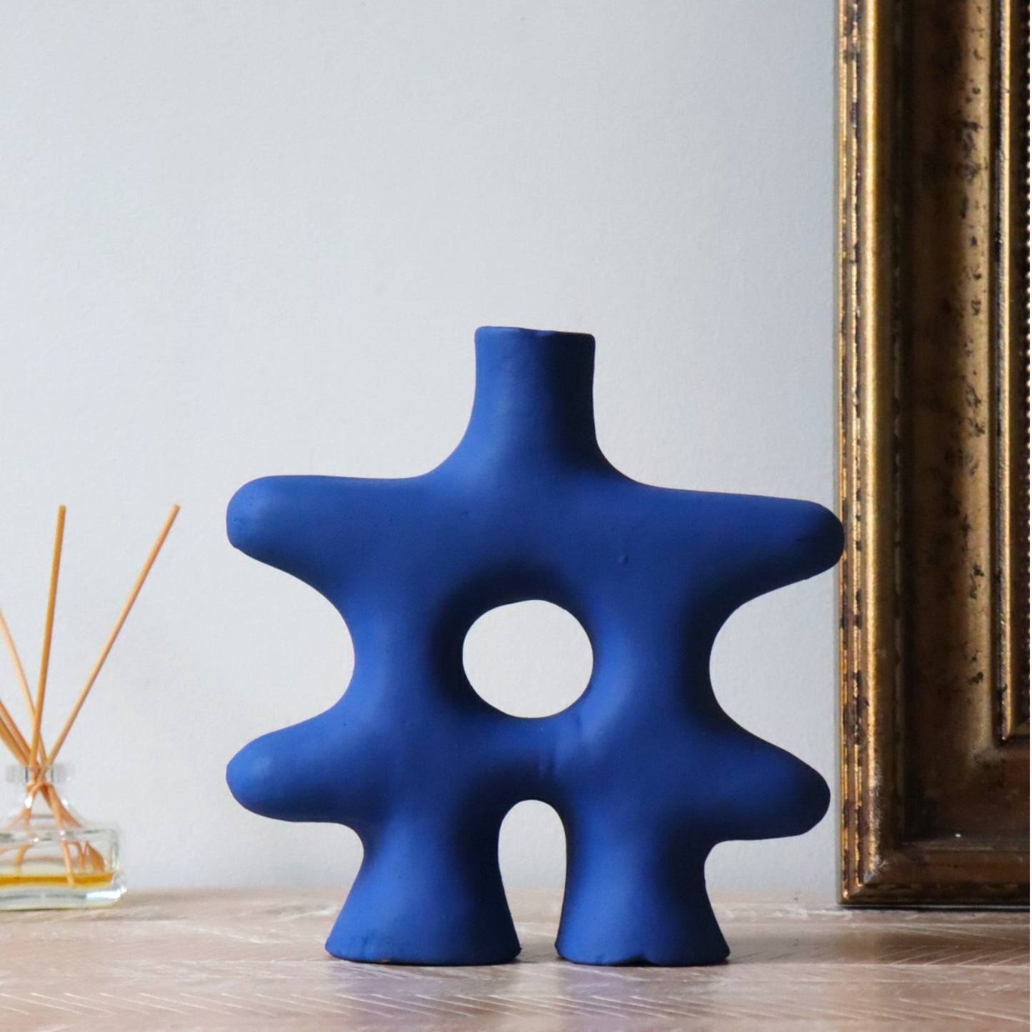 The Nova vase - matt blue