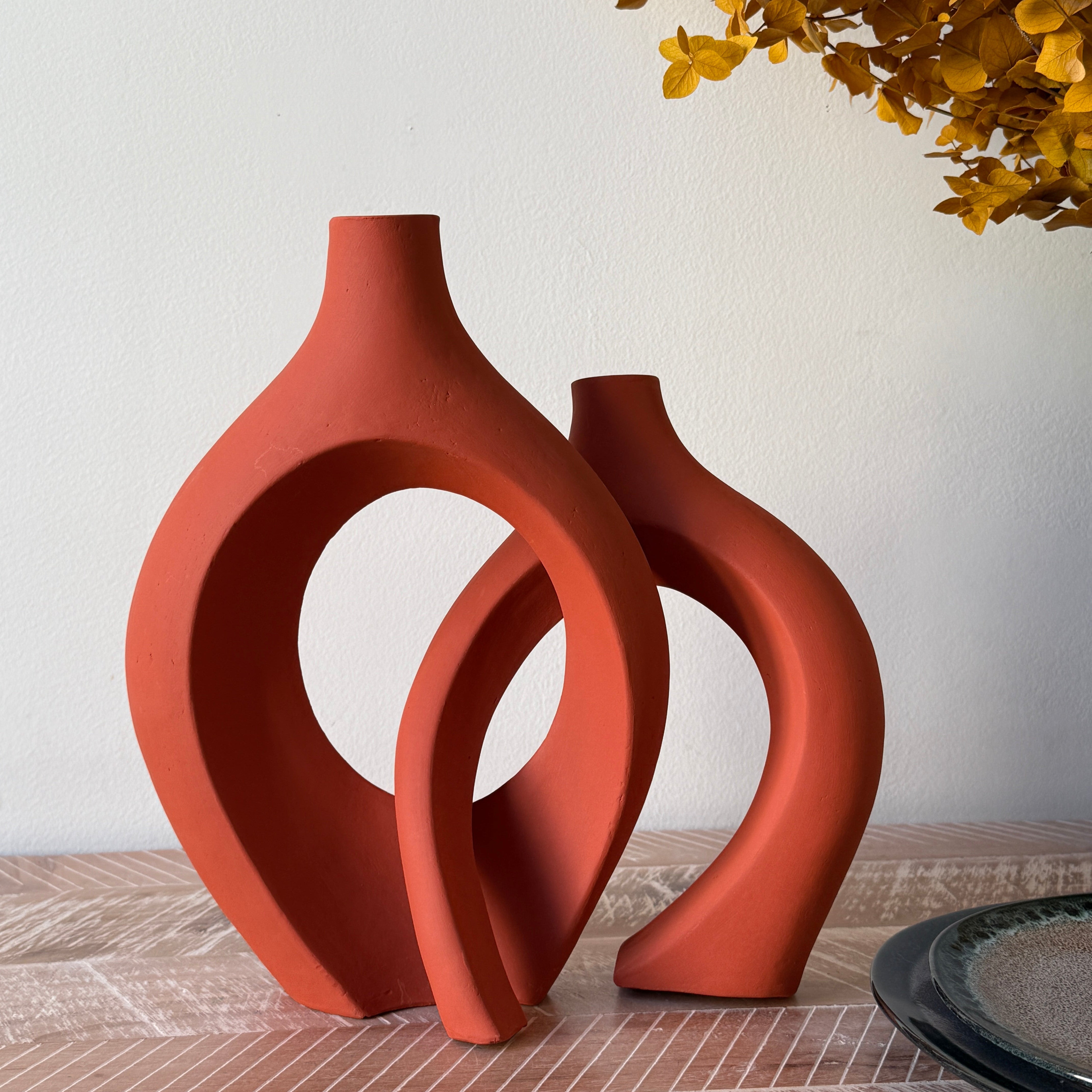 Le Duo de Vases Enlacés Ksar