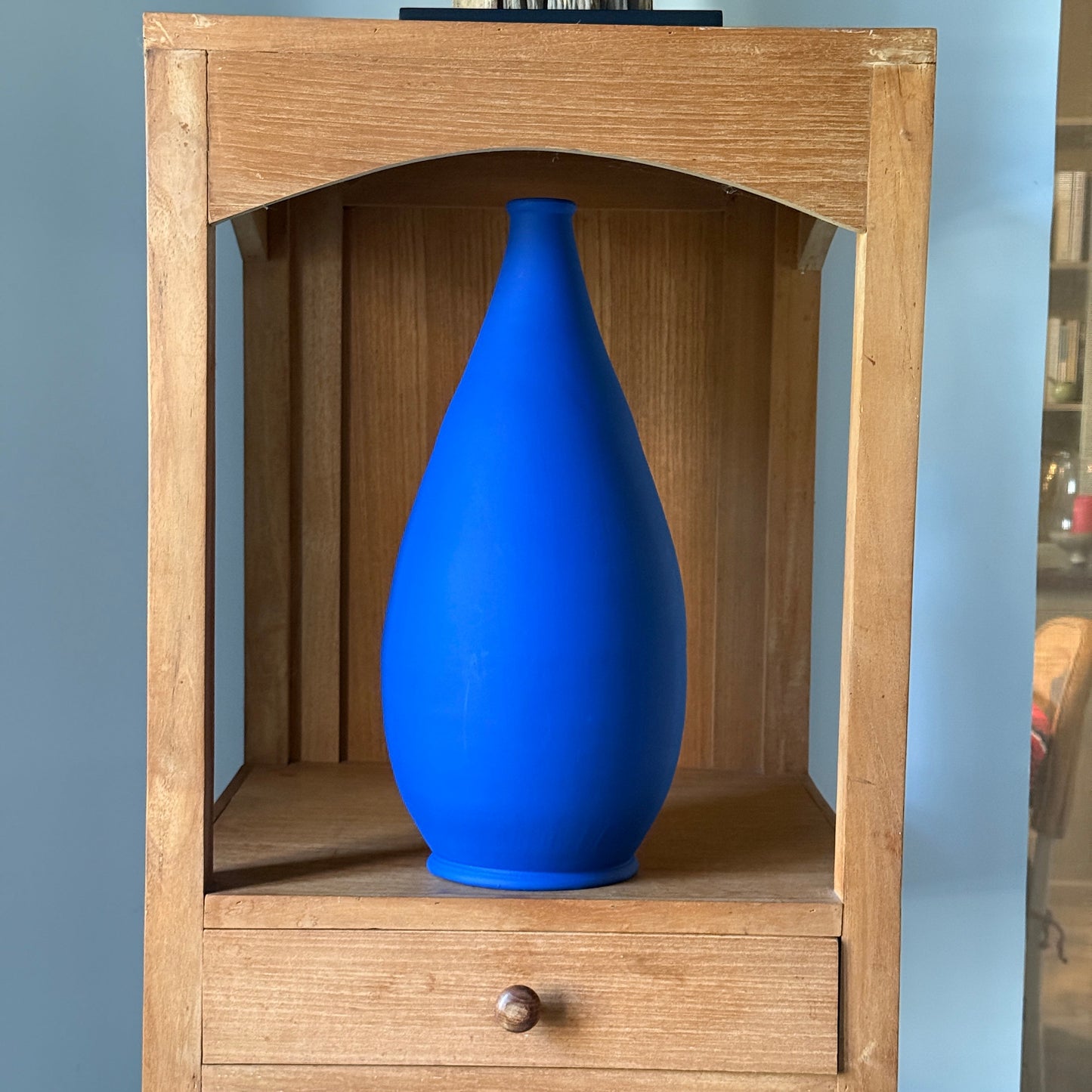 The Tamuda vase - matt blue