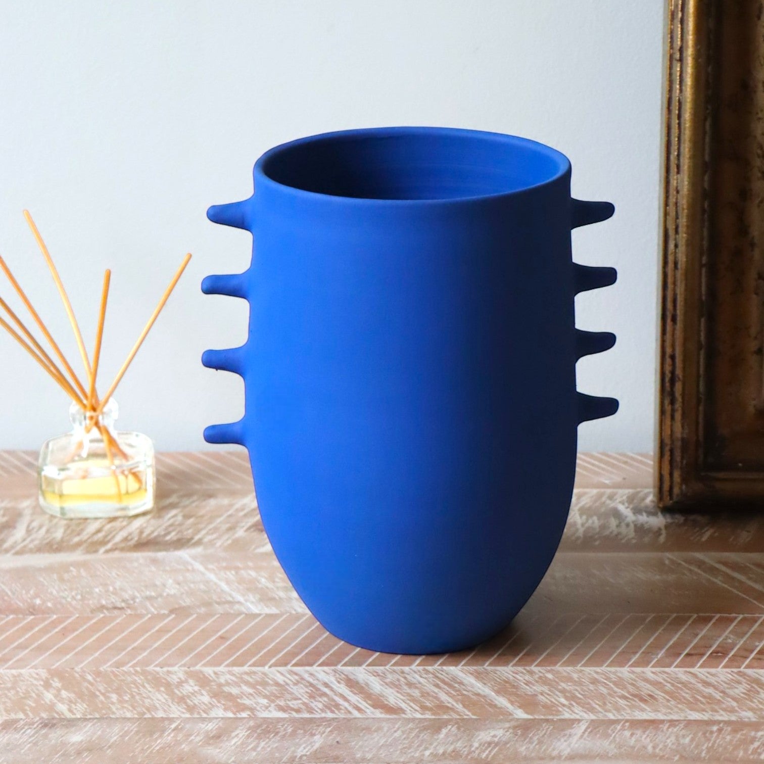 Le Vase Banasa - Bleu mat