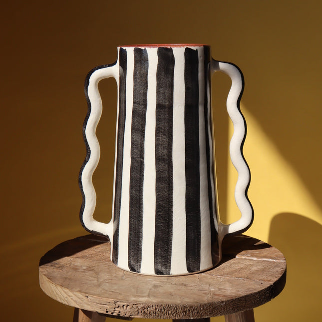 Vase Pigna à Rayures - Anses Ondulées - Noir
