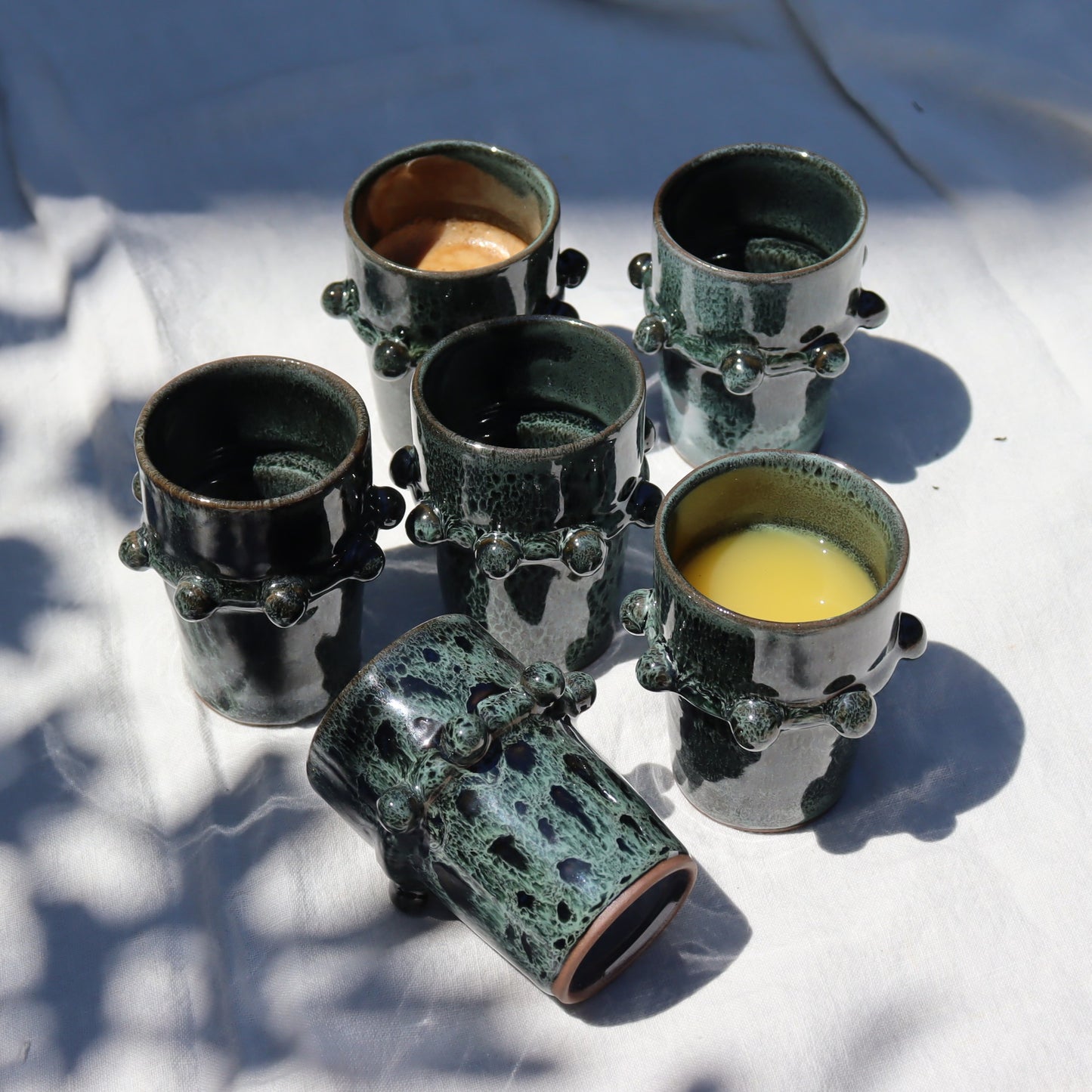 Set of 6 glasses with porcelain sandstone balls - reactive green - 250ml