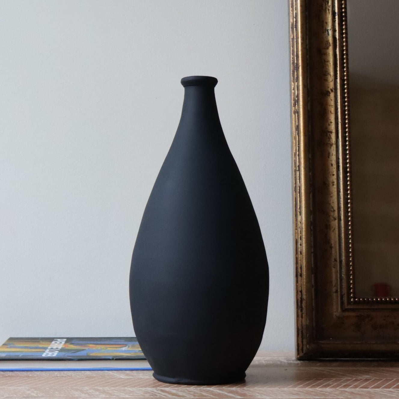 Le Vase Tamuda - Noir mat