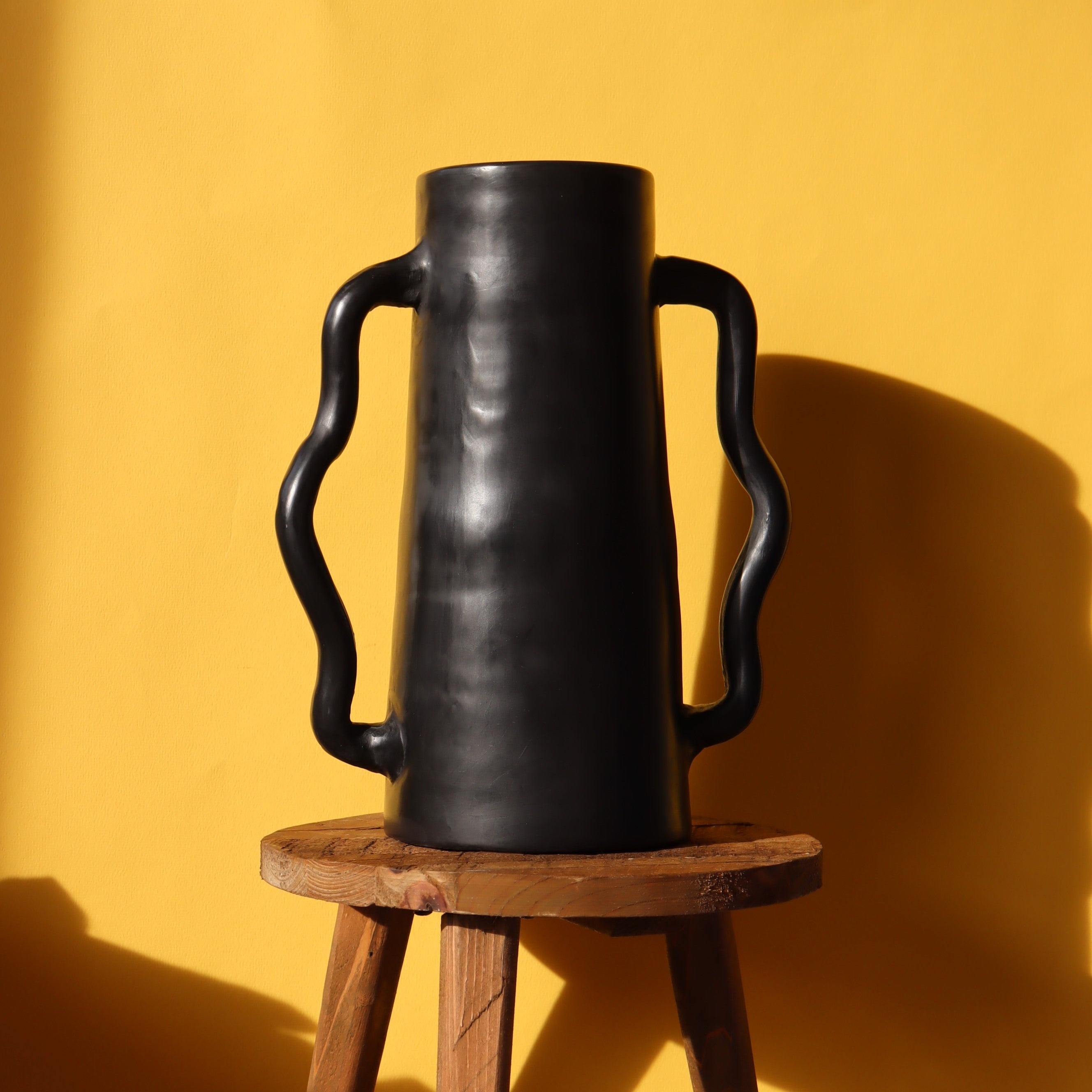 Le Vase Tingis - Noir