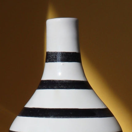 Vase Linea à Rayures - Noir et blanc - Fait main