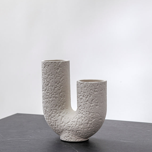 Vase U Asymétrique Texturé - Couleur Argile