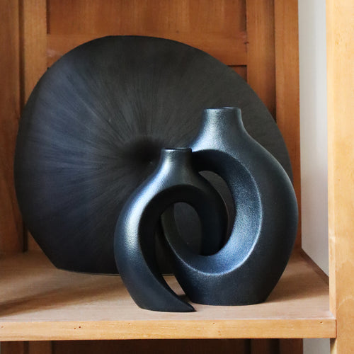 Charger l&#39;image 1 dans la galerie. Duo de Vases Enlacés - PM - Noir